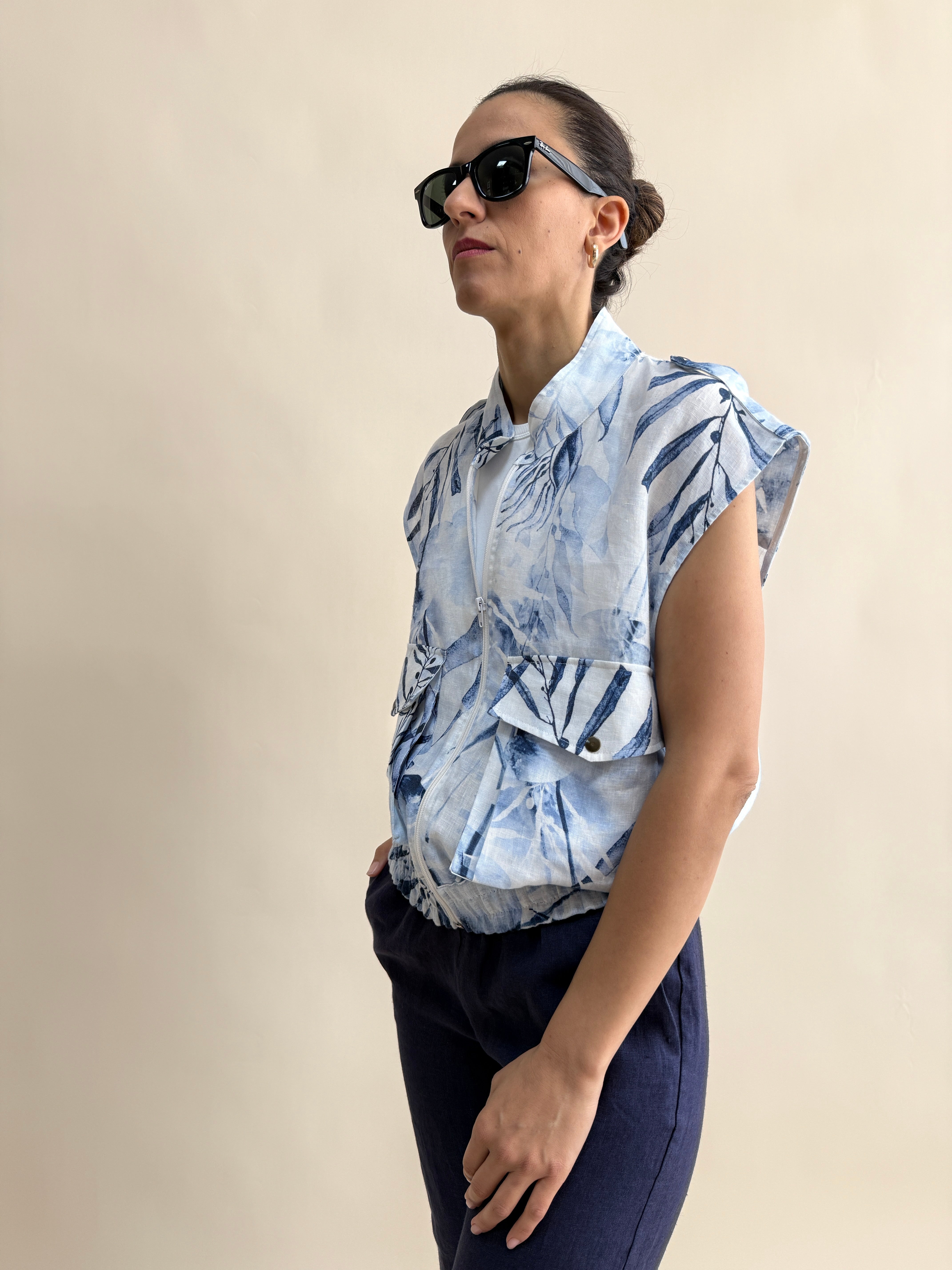 LINEN CARGO VEST