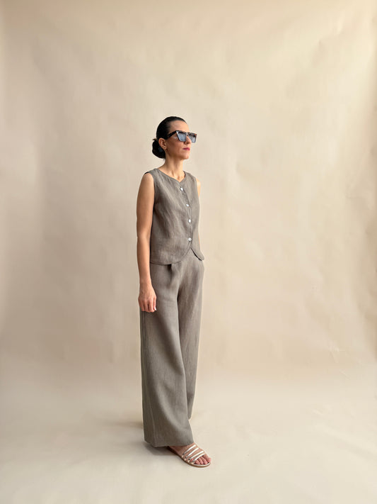 KETEN ÖNÜ DÜĞMELİ BLUZ