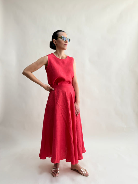 SLEEVELESS LINEN CROP TOP