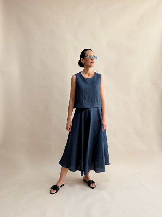 SLEEVELESS LINEN CROP TOP