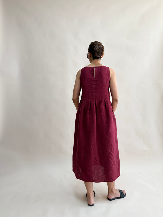 PİLELİ KETEN ELBİSE