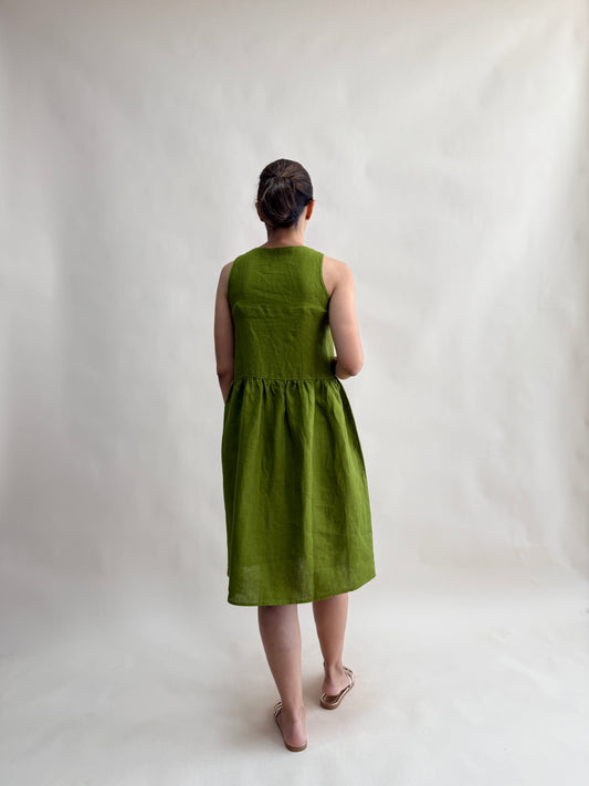 V YAKALI CEPLİ KETEN ELBİSE