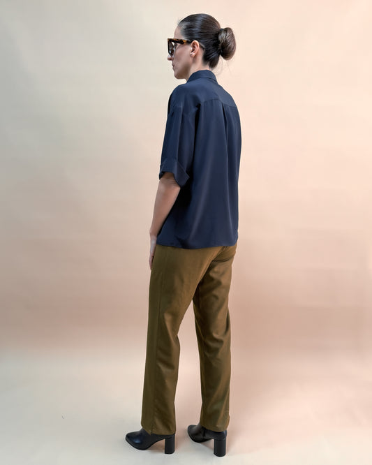 SAF İPEK KISA KOLLU GÖMLEK