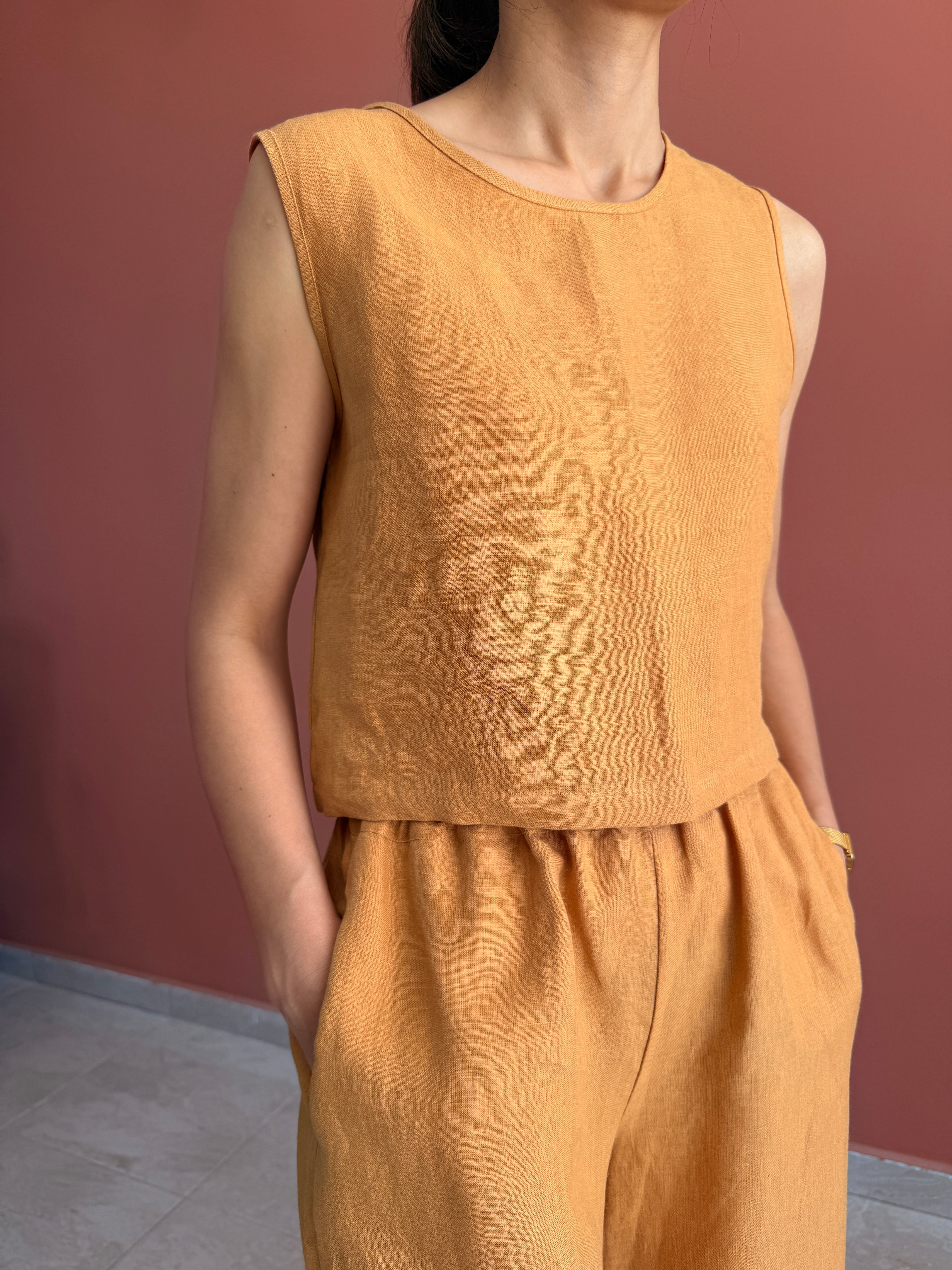 KOLSUZ KETEN CROP TOP
