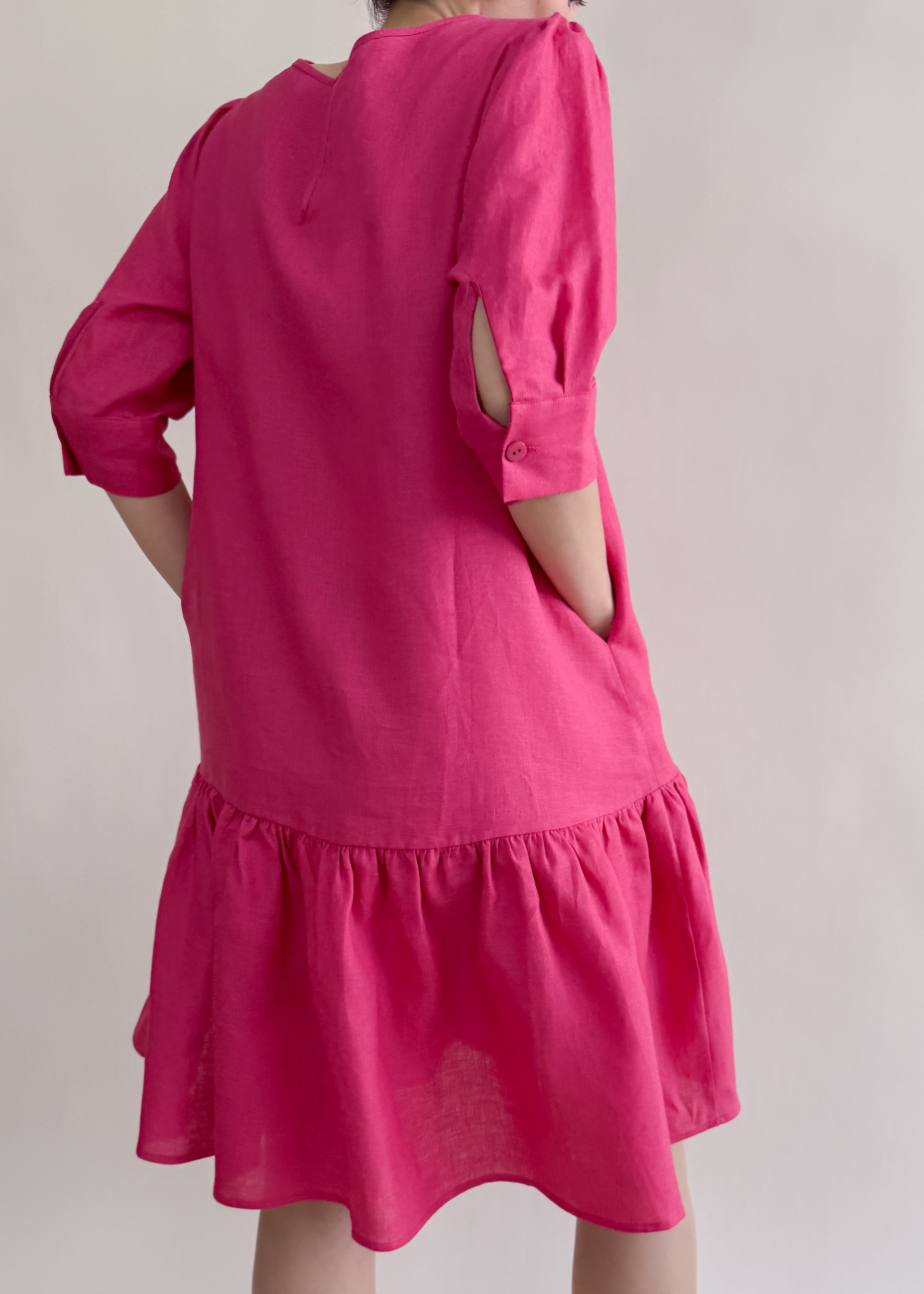 BÜZGÜ KOLLU KETEN ELBİSE
