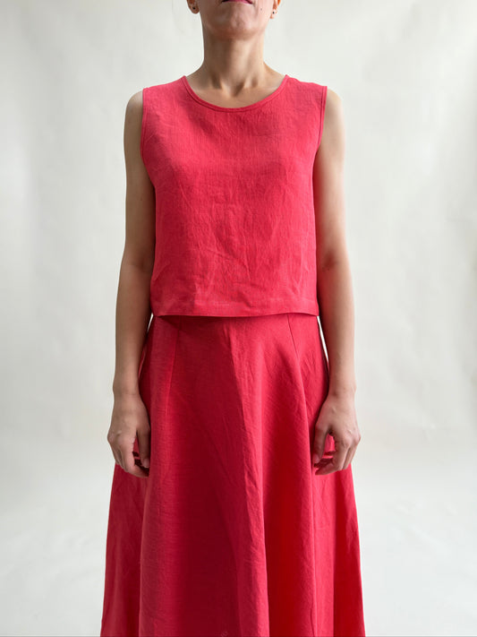 SLEEVELESS LINEN CROP TOP