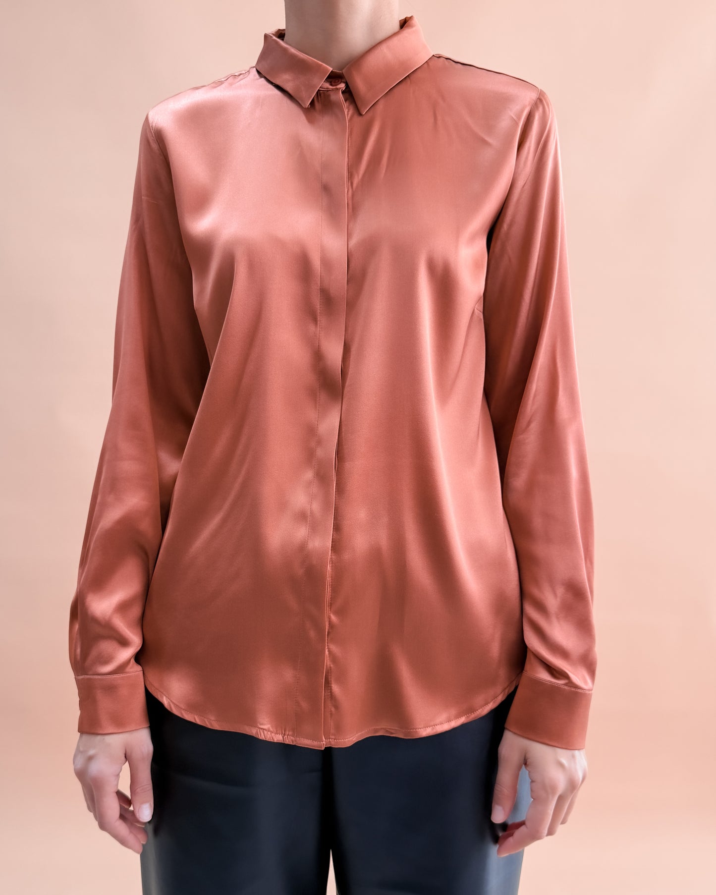 SAF İPEK KLASİK GÖMLEK