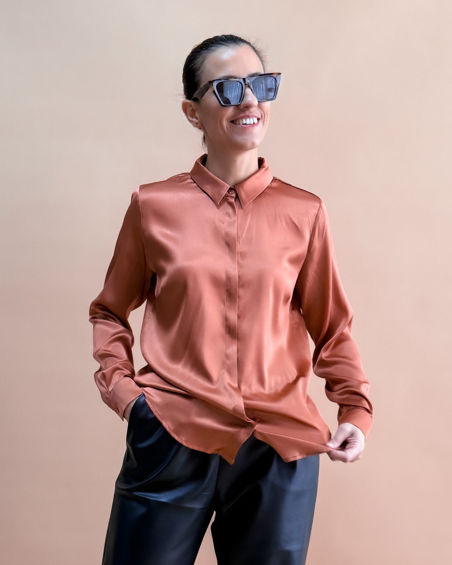 SAF İPEK KLASİK GÖMLEK