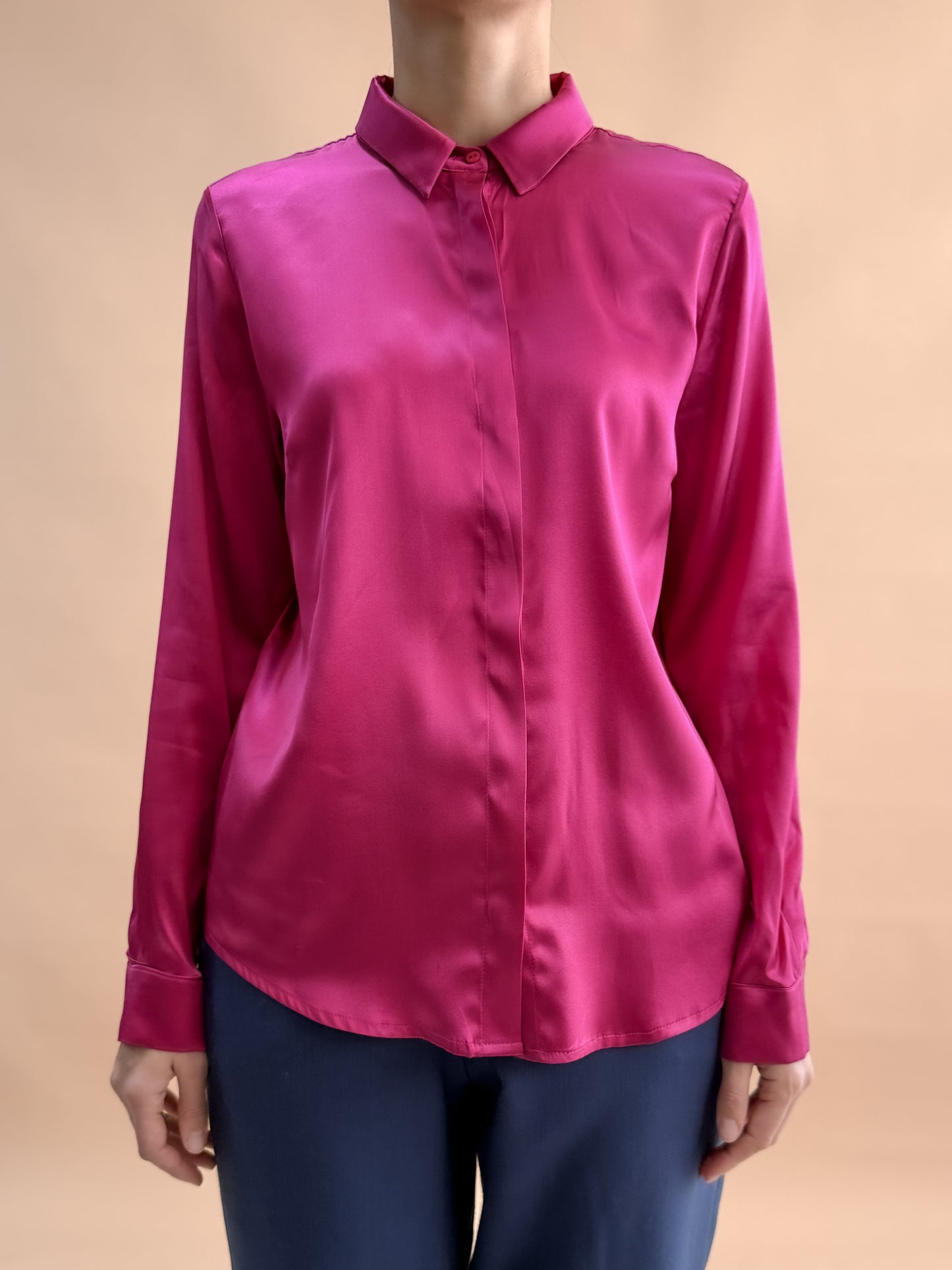 SAF İPEK KLASİK GÖMLEK