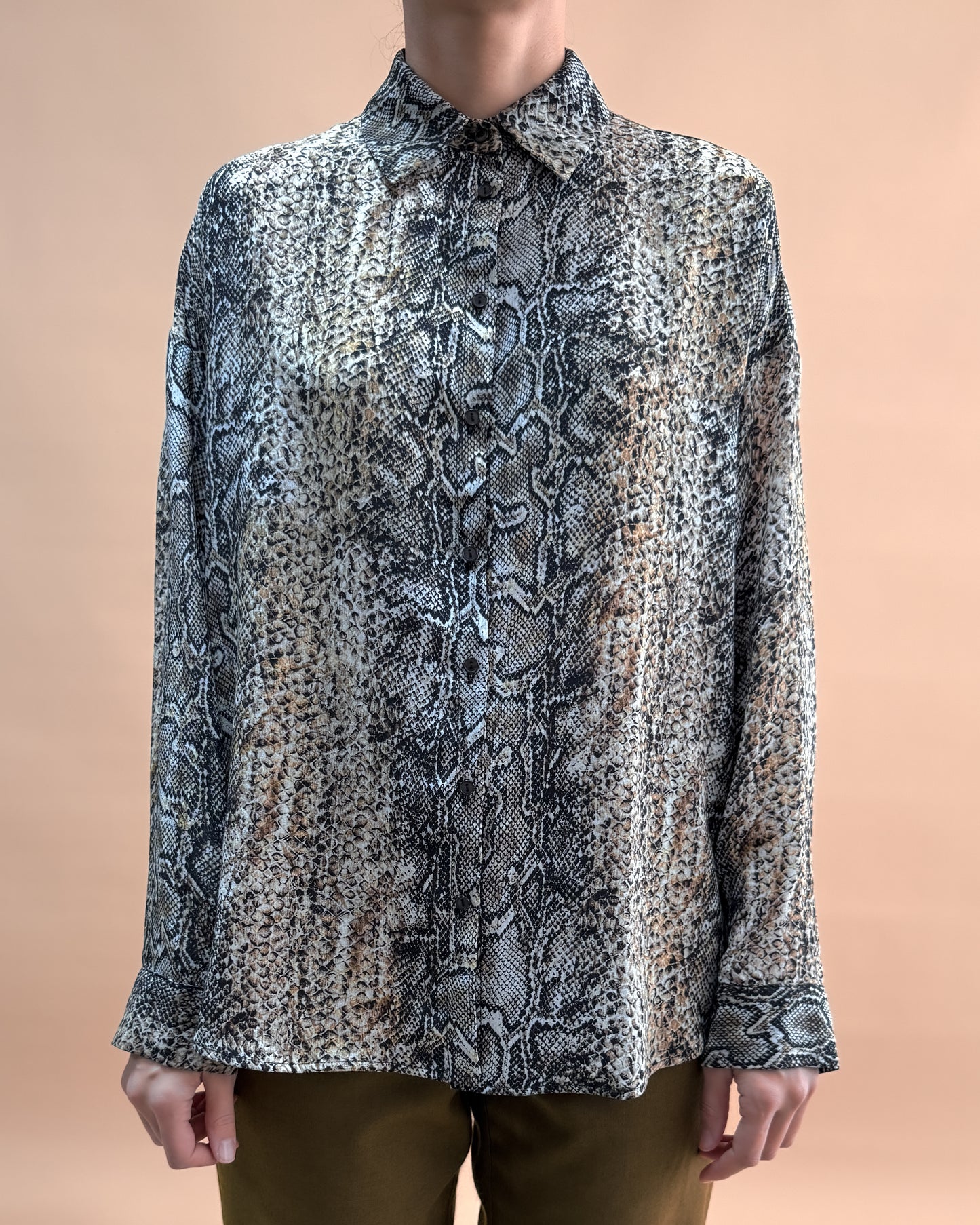 BASKILI SAF İPEK OVERSIZE GÖMLEK