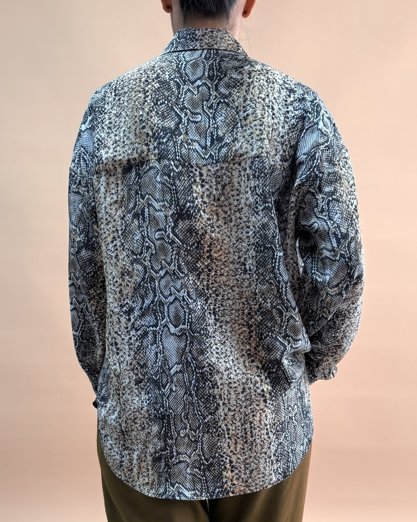 BASKILI SAF İPEK OVERSIZE GÖMLEK