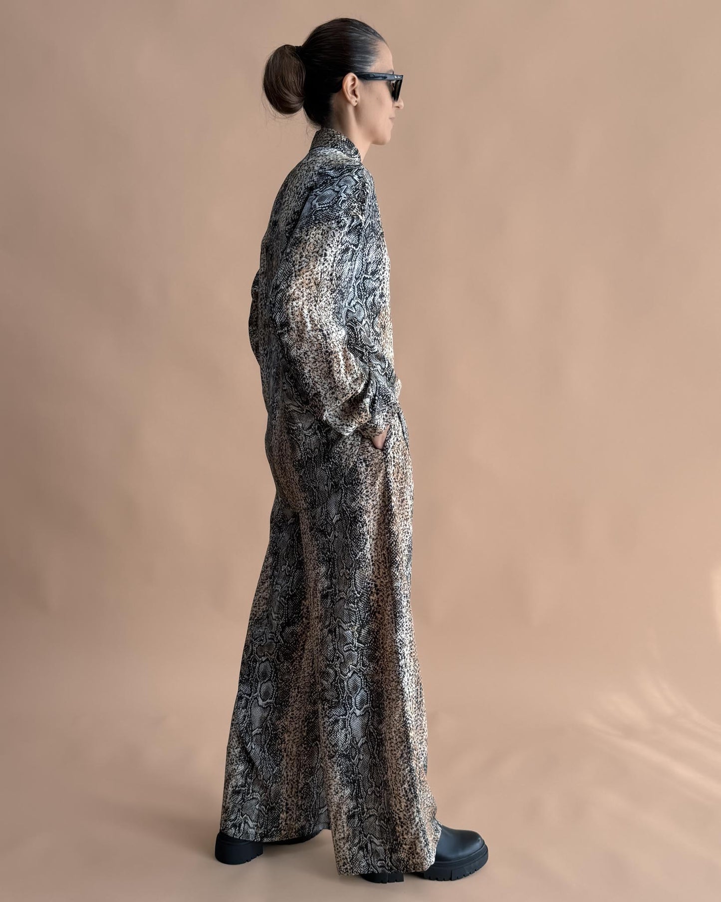 BASKILI SAF İPEK BOL PAÇA PANTOLON